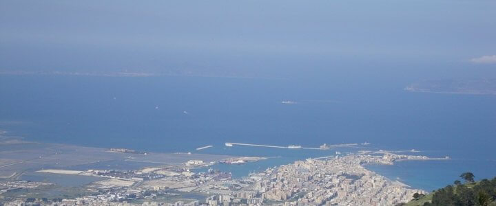 Trapani, de sikkel op het water