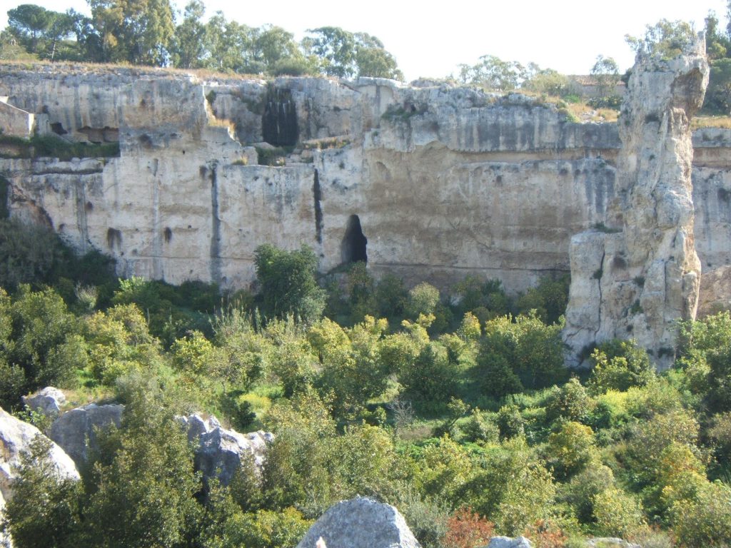 latomie neapolis siracusa visitare