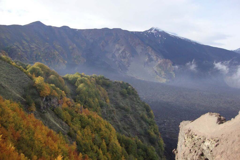 etna valle del bove