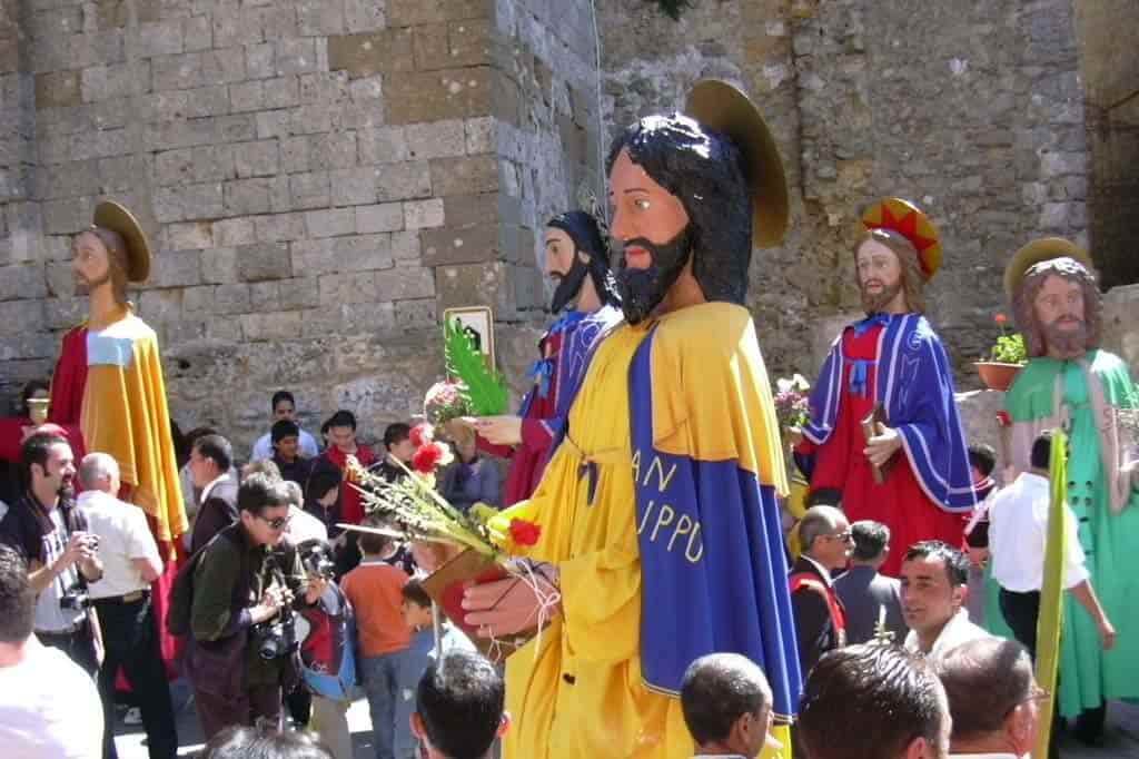 santoni di Aidone pasqua sicilia